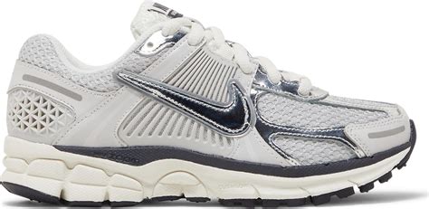 nike zoom vomero 5 dames zilver|Nike Zoom Vomero 5 men's.